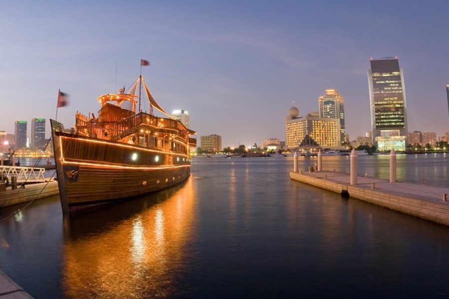 Cruise-From-Dubai-To-Sharjah